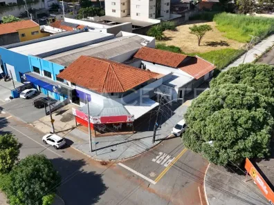Imóvel Comercial à venda, 442m² no Parque Amazônia, Goiânia