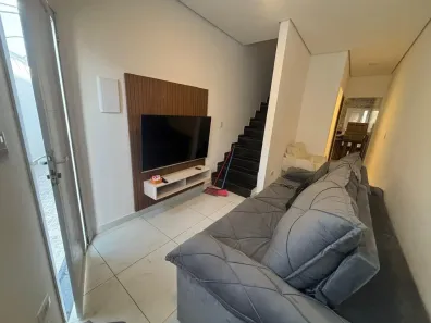 Casa de Condomínio com 2 Quartos para alugar, 60m² no Caiçara, Praia Grande