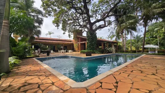 Casa com 5 Quartos à venda, 300m² no , Buriti Alegre