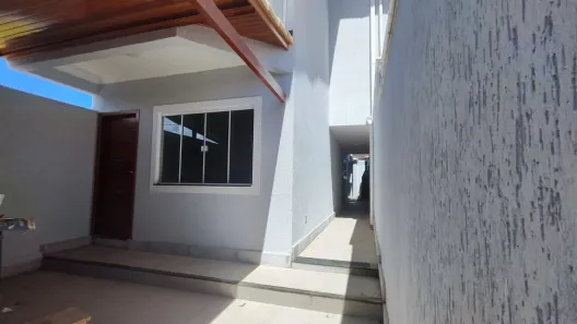 Casa com 3 Quartos para alugar, 144m² no Lagoa, Macaé