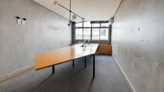 Sala Comercial à venda, 27m² no Cidade Baixa, Porto Alegre