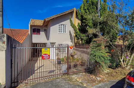 Sobrado com 3 Quartos à venda, 230m² no Tingui, Curitiba