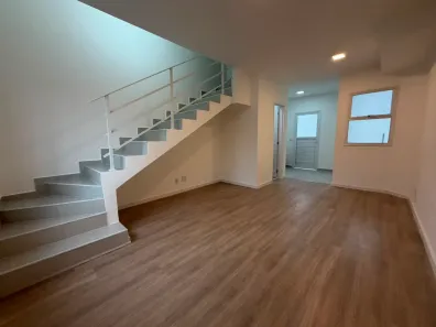 Casa de Condomínio com 2 Quartos à venda, 59m² no Jardim Santa Inês III, São José dos Campos
