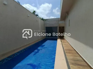 Casa com 3 Quartos para alugar, 200m² no Jardim Karaíba, Uberlândia