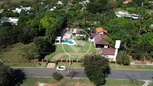 Casa de Condomínio com 4 Quartos à venda, 570m² no , Hidrolândia