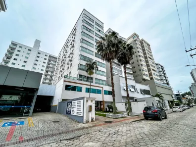 Apartamento com 2 Quartos à venda, 70m² no São Luiz, Brusque