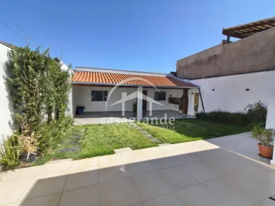 Casa com 2 Quartos à venda, 106m² no Custódio Pereira, Uberlândia