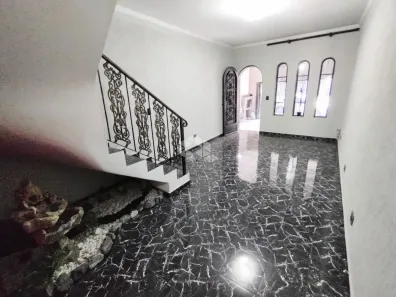 Casa com 4 Quartos à venda, 168m² no Jardim Triana, São Paulo
