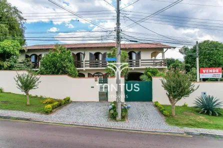 Casa com 6 Quartos à venda, 372m² no Guaíra, Curitiba