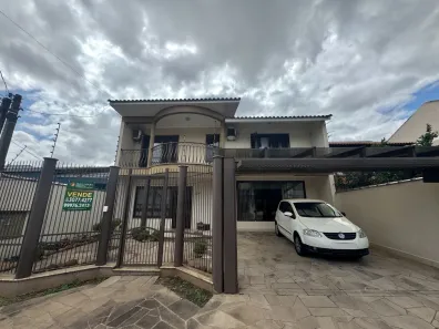 Sobrado com 4 Quartos à venda, 205m² no Estância Velha, Canoas