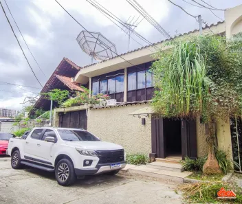 Casa com 3 Quartos para alugar, 290m² no Nazaré, Belém