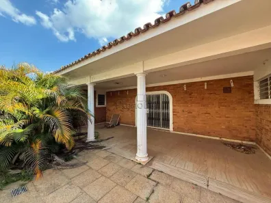 Prédio Comercial com 5 Quartos para alugar, 678m² no Jardim das Paineiras, Campinas