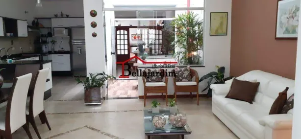 Sobrado com 3 Quartos à venda, 242m² no Vila Assunção, Santo André