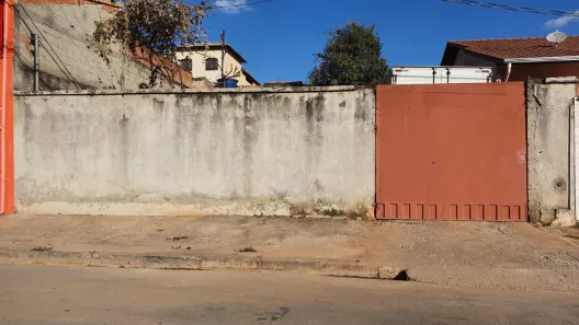 Lote/Terreno à venda, 360m² no Parque Xangri-Lá, Contagem