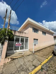 Casa com 4 Quartos para alugar, 205m² no Centro, Atibaia