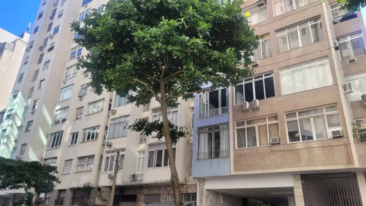 Apartamento com 3 Quartos à venda, 180m² no Leme, Rio de Janeiro