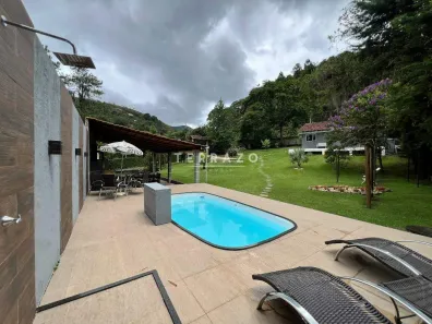 Casa com 2 Quartos à venda, 105m² no Albuquerque, Teresópolis