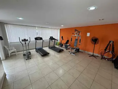 Apartamento com 3 Quartos à venda, 238m² no Coliseu, Londrina