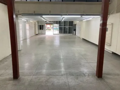 Ponto Comercial com 3 Quartos para alugar, 300m² no Mirandópolis, São Paulo
