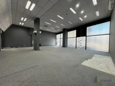 Ponto Comercial para alugar, 225m² no Estreito, Florianópolis