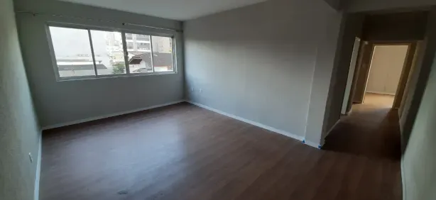 Apartamento com 3 Quartos para alugar, 110m² no Centro, Joinville