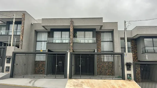 Sobrado com 3 Quartos à venda, 9533m² no Centro, Ponta Grossa