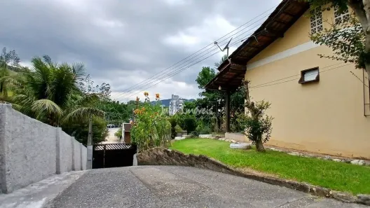 Casa com 3 Quartos à venda, 120m² no Tomaz Coelho, Brusque