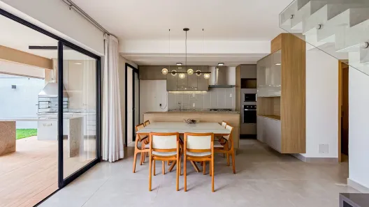 Casa de Condomínio com 3 Quartos à venda, 161m² no Jardins Bolonha, Senador Canedo