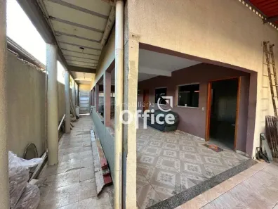 Sobrado com 3 Quartos à venda, 190m² no Vila Santa Maria de Nazareth, Anápolis