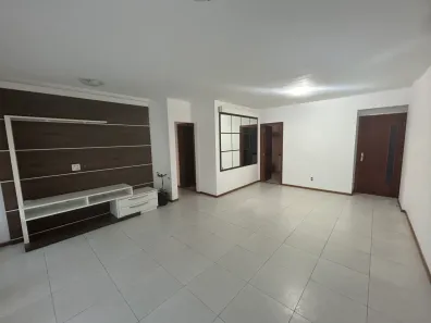 Apartamento com 3 Quartos para alugar, 102m² no Alphaville I, Salvador