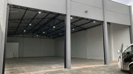 Galpão/Depósito/Armazém para alugar, 550m² no Antares, Londrina