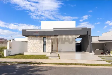 Casa de Condomínio com 3 Quartos à venda, 180m² no Residencial e Comercial Damha, Cidade Ocidental