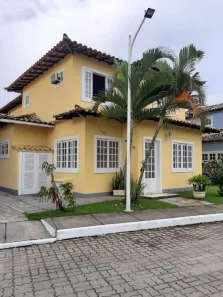Casa com 3 Quartos para alugar, 100m² no Jardim Campomar, Rio das Ostras