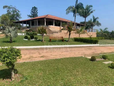 Fazenda/Sítio com 3 Quartos à venda, 10m² no Centro, Juquitiba