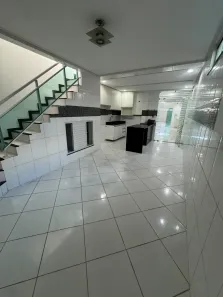Casa com 4 Quartos para alugar, 200m² no Cidade Velha, Belém