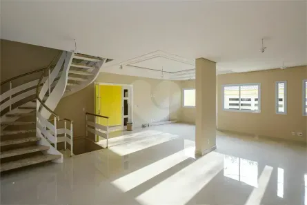 Sobrado com 4 Quartos à venda, 270m² no Chácara Monte Alegre, São Paulo