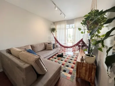 Apartamento com 3 Quartos à venda, 120m² no Coqueiros, Florianópolis