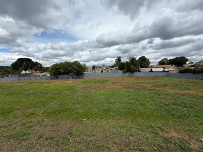 Lote/Terreno à venda, 767m² no Butiatuvinha, Curitiba