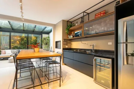 Casa de Condomínio com 3 Quartos à venda, 236m² no São Lourenço, Curitiba