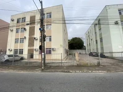 Apartamento com 3 Quartos para alugar, 68m² no Praia Comprida, São José