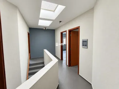 Sobrado com 4 Quartos para alugar, 450m² no Vila Santana, Sorocaba