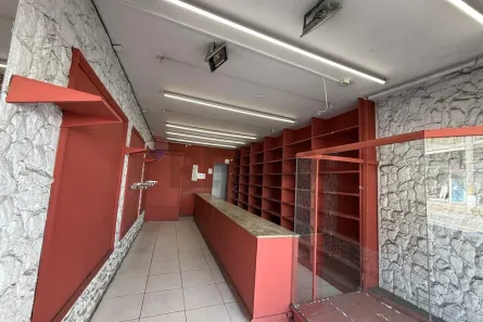 Ponto Comercial para alugar, 38m² no Bingen, Petrópolis