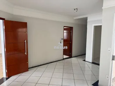 Casa com 3 Quartos à venda, 200m² no Cidade Jardim, Uberlândia