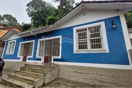 Sala Comercial com 9 Quartos para alugar, 200m² no Centro, Petrópolis