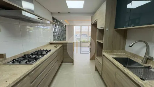 Casa de Condomínio com 2 Quartos à venda, 194m² no Santa Felicidade, Curitiba