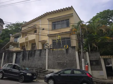 Casa com 4 Quartos à venda, 360m² no Santa Rosa, Niterói