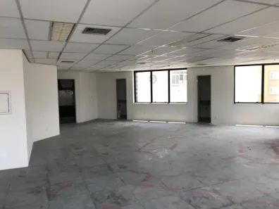 Sala Comercial para alugar, 241m² no Jardim Paulista, São Paulo