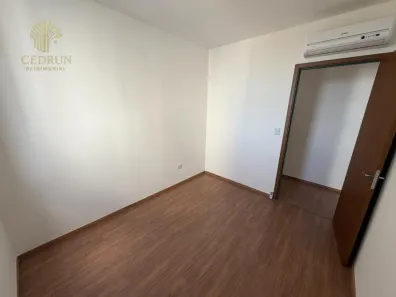 Apartamento com 2 Quartos para alugar, 54m² no Jardim Santa Rosa, Maringá