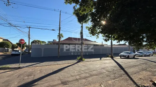 Casa com 4 Quartos à venda, 282m² no Jardim Paulista, Campo Grande
