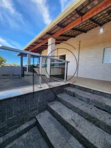 Casa com 3 Quartos à venda, 360m² no Estaleiro, Contagem